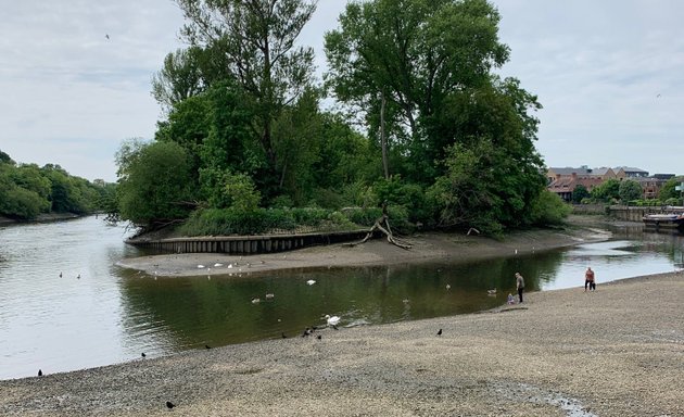 Photo of Isleworth Riverside Market