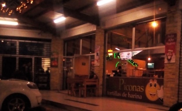 Foto de Tortillas de Harina “Las Piconas” Atlantic Plaza