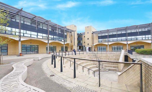 Photo of New City College, Hackney
