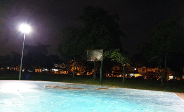 Photo of USJ20 Basketball Court