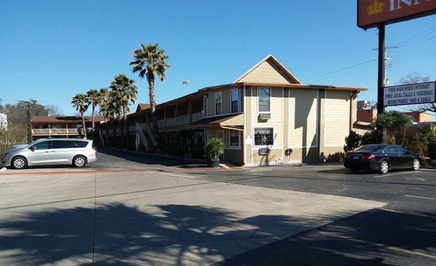 Photo of Regency Inn