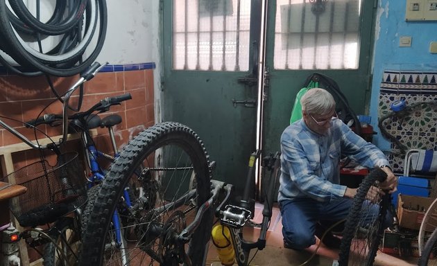 Foto de Reparación de Bicicletas