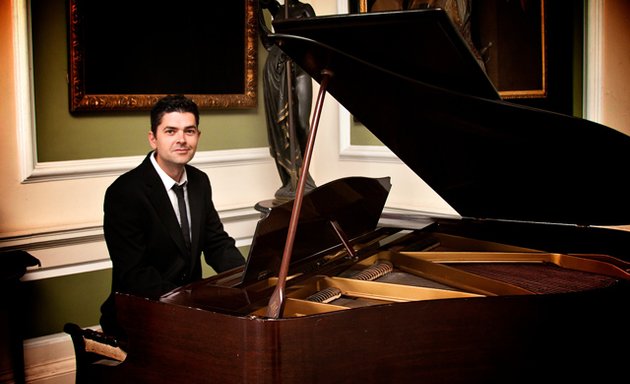 Photo of Mike Taylor Pianist