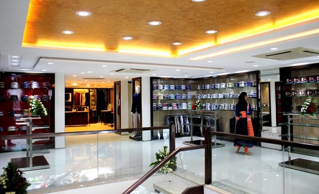 Photo of Pooja's Annexe Raymond Store