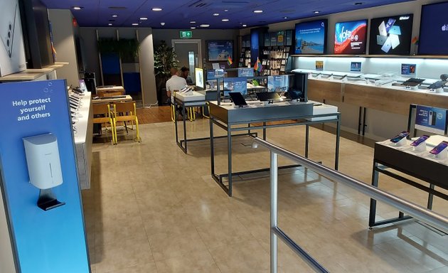 Photo of O2 Shop London - Hampstead