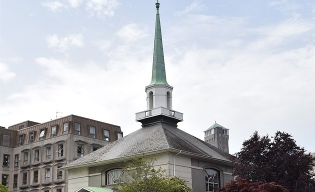 Photo of Plymouth Unitarian Church