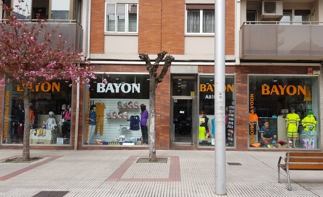 Foto de Tienda de Ropa y Calzado de Trabajo Bayon Moda