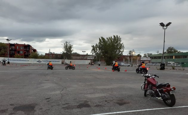 Photo of École de conduite Tecnic Moto Montréal Centre-Est