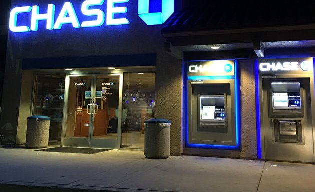 Photo of Chase Bank