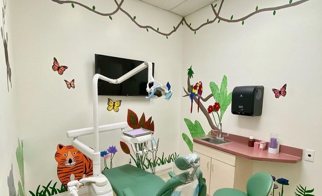 Photo of Grandeur Dental