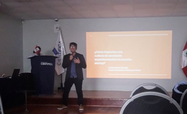 Foto de Carlos García | Growth Hacker y Data Scientist en Lima