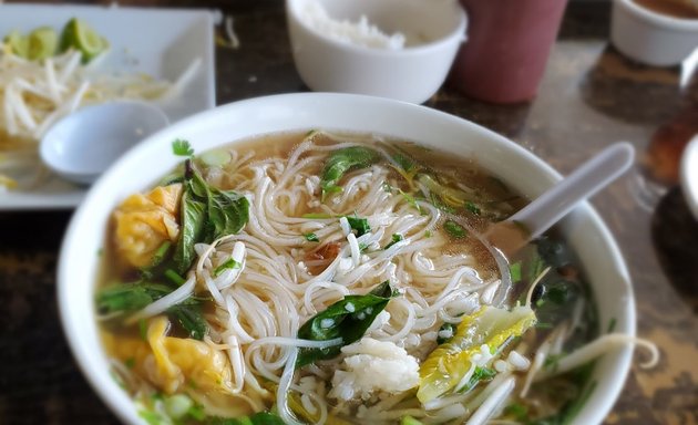 Photo of Phở Linh Vietnamese Grill