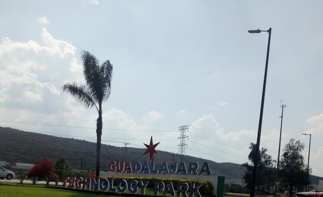 Foto de Guadalajara Technology Park Bus Stop