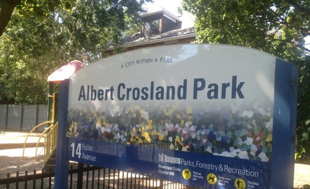 Photo of Albert Crosland Park