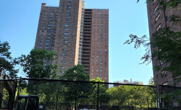 Photo of Polo Grounds Towers