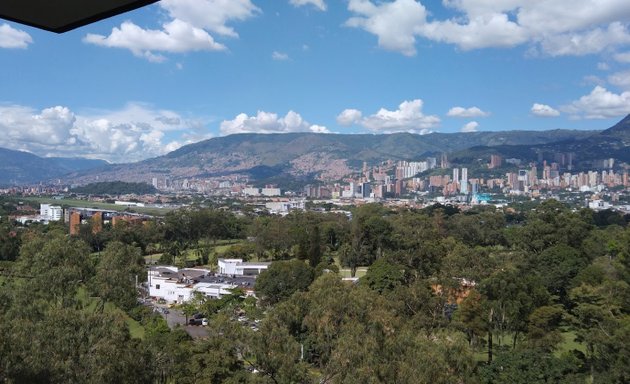 Foto de Urbanización Los Cabos, Medellín