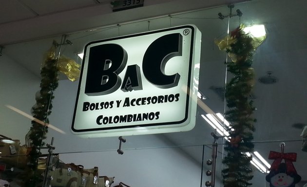 Foto de b a c Bolsos y Accesorios Colombianos