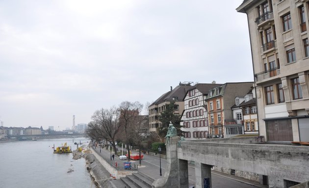 Foto von Rhytaxi Ihr Wassertaxi in Basel auf dem Rhein