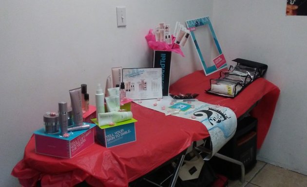 Photo of Glamour Hair Salon