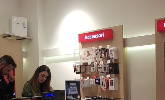 foto Vodafone Store | Castani