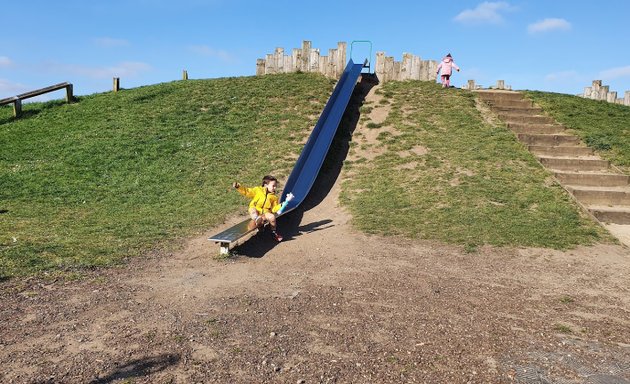 Photo of Orchard Head Play Area
