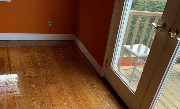 Photo of Estrada's hardwood floors