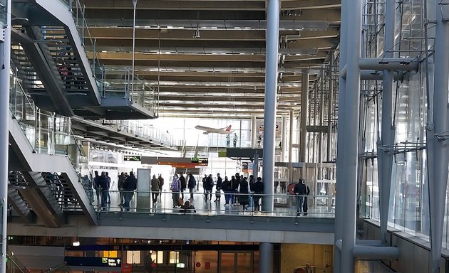 Foto von Fernbus Bahnhof Köln/Bonn Airport