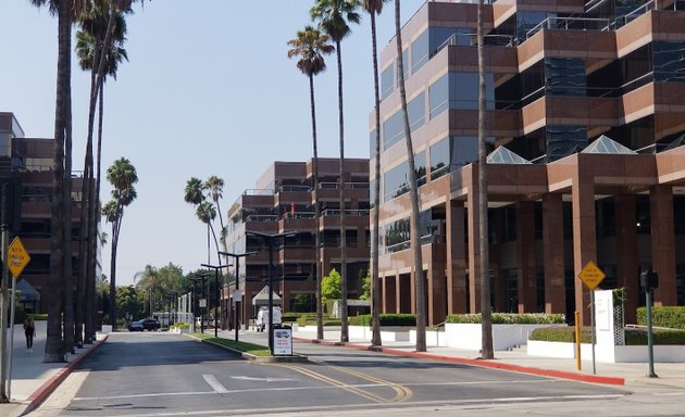 Photo of Wilshire Courtyard