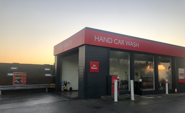 Photo of Texaco hand car wash