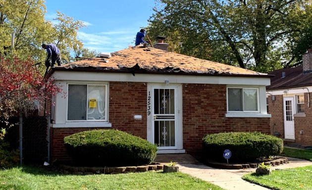 Photo of Chicago Roofing Assistance