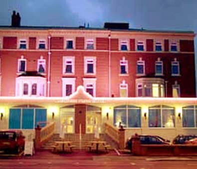 Photo of Chequers Plaza Hotel