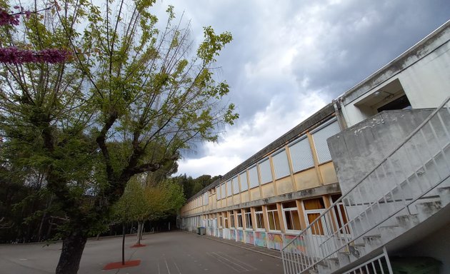 Photo de École primaire publique du Val Saint-André