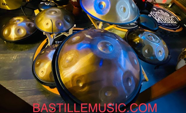 Photo de Bastille Music Specialiste batterie/Percussion