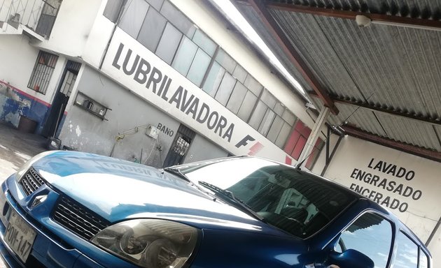 Foto de Lubricentro UIO