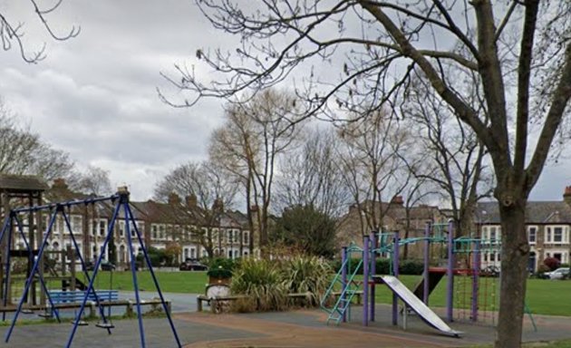 Photo of Holmewood Gardens Playground