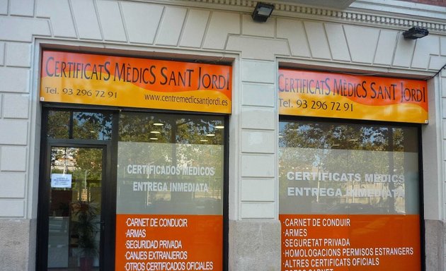 Foto de certificats mèdics sant jordi