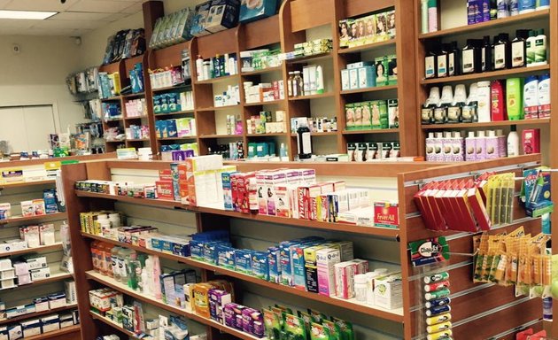 Photo of B & B Pharmacy