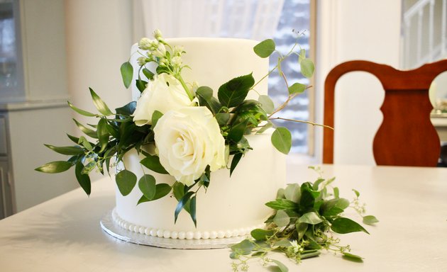 Photo of Wedding Cakes By Helena