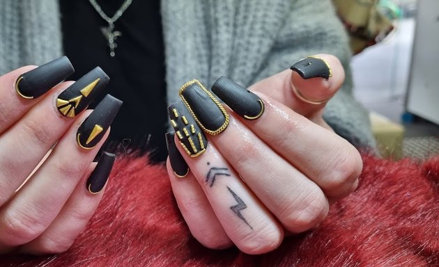 Photo of Q&H Nails