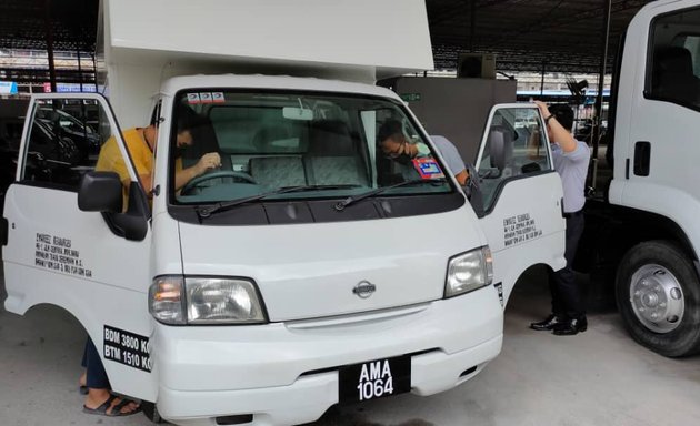 Photo of Kembang Automobile sdn bhd (hq)