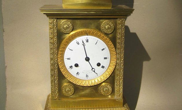 Foto von Antike Uhren Linckersdorff Fachgeschäft für hochwertige antike Uhren und historischen Schmuck