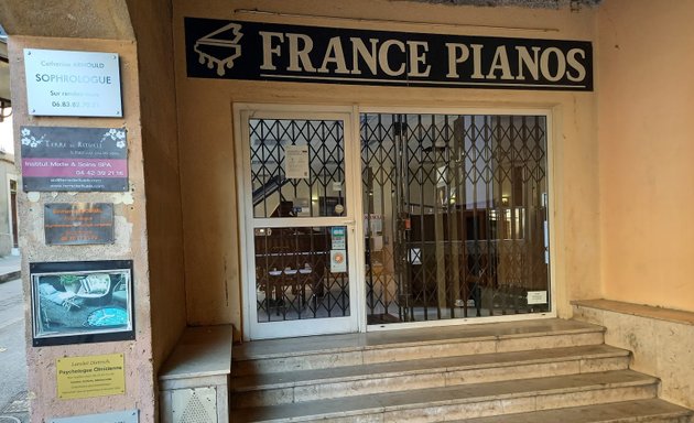 Photo de France Pianos aix