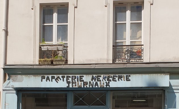 Photo de Papeterie Mercerie Journaux