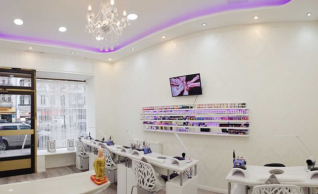 Foto von WOW Nails Nagelstudio Berlin