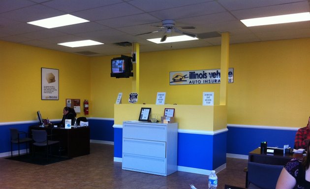 Photo of Illinois Vehicle Auto Insurance