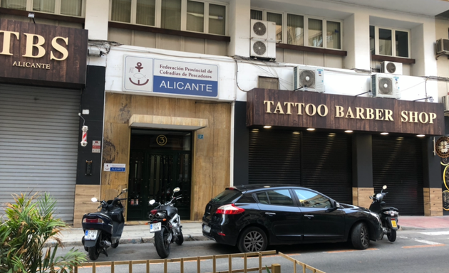 Foto de TBS Alicante - Barber Shop Alicante - Barbería en Alicante, Tatuadores, Tatuajes
