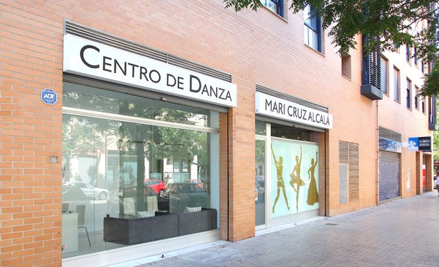 Foto de Centro de Danza Mari Cruz Alcalá - Academias de baile en Valencia