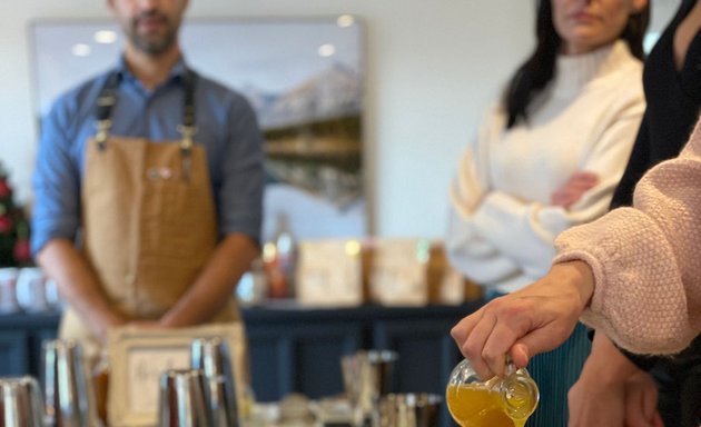 Photo of bar travelling man