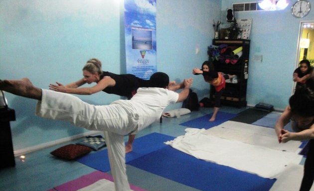 Photo of Sivananda Yogshala - Yoga Trainer in Mumbai, Andheri West, Juhu, Lokhandwala