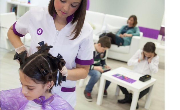 Foto de Eliminar piojos - KIDS & NITS Valencia Carrer Quart